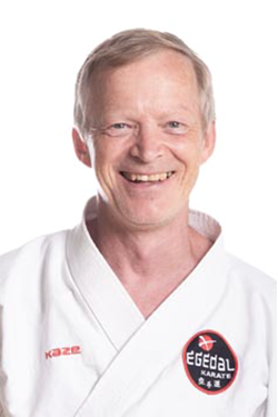 Sempai Jakob Hansen
